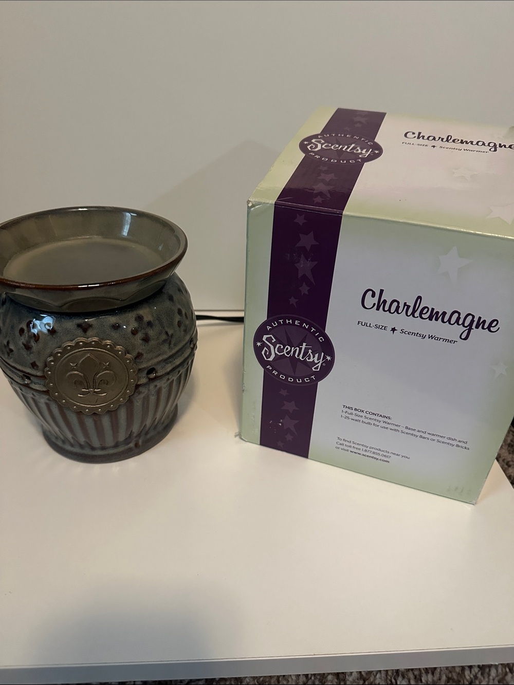 Scentsy Charlemagne Warmer - full size - retired - has box